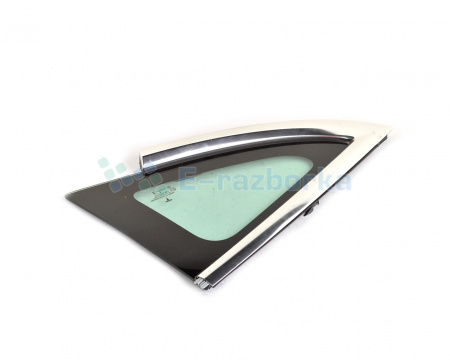 Стекло задней четверти правое TESLA MODEL 3