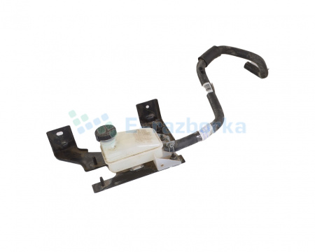 Бачок тормозной жидкости с кронштейном NISSAN LEAF 2011-2013 46090-3NA0B / 46092-3NA0A