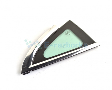 Стекло задней четверти левое TESLA MODEL 3