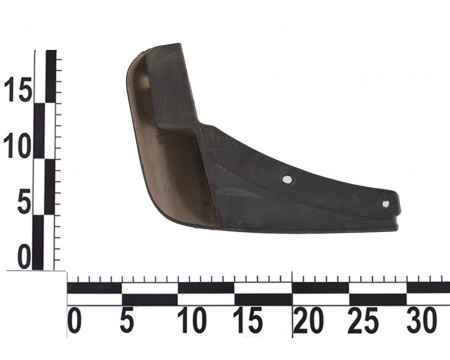 Брызговик передний левый  NISSAN LEAF