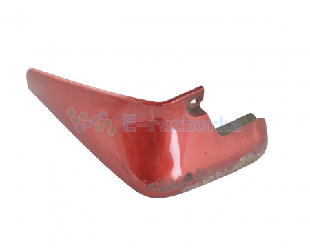 Брызговик передний левый (красный)  NISSAN LEAF