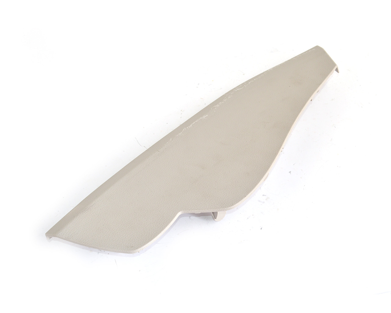 Накладка торпеды боковая прав (серая)NISSAN LEAF