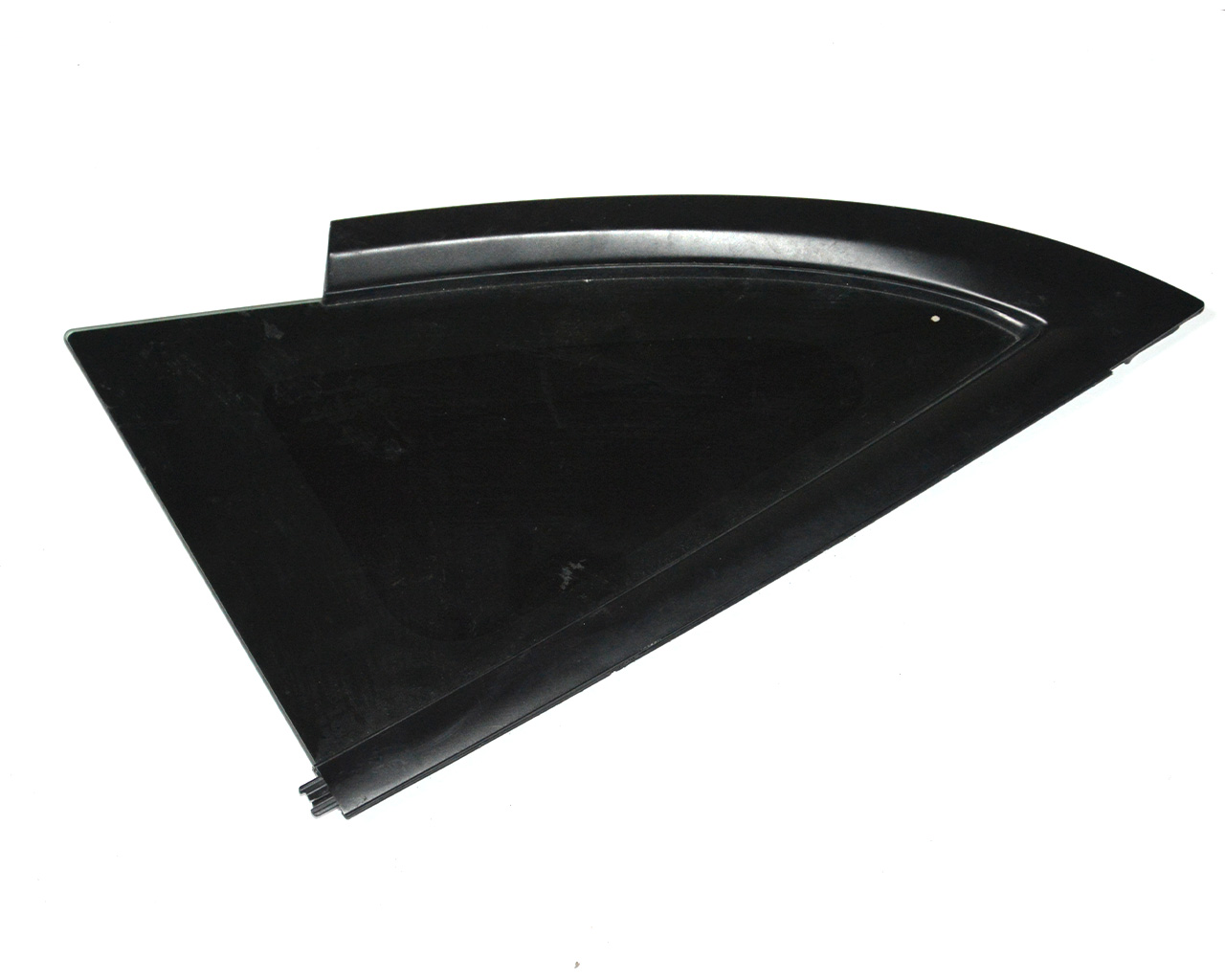 Стекло задней четверти правое (BLACK) TESLA MODEL 3 1514979-01-C