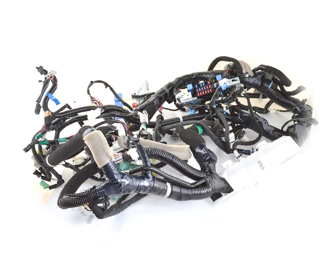 Жгут проводки подторпедной Nissan Leaf 2018