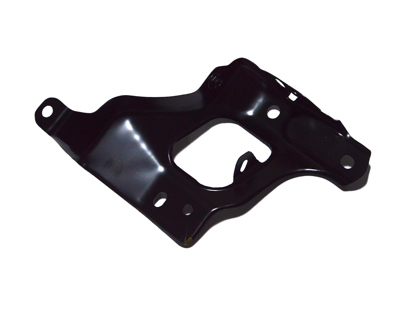 Кронштейн лонжерона правого крыла (НЕ ОРИГИНАЛ) (металл) TESLA MODEL 3 1086016-00-TC