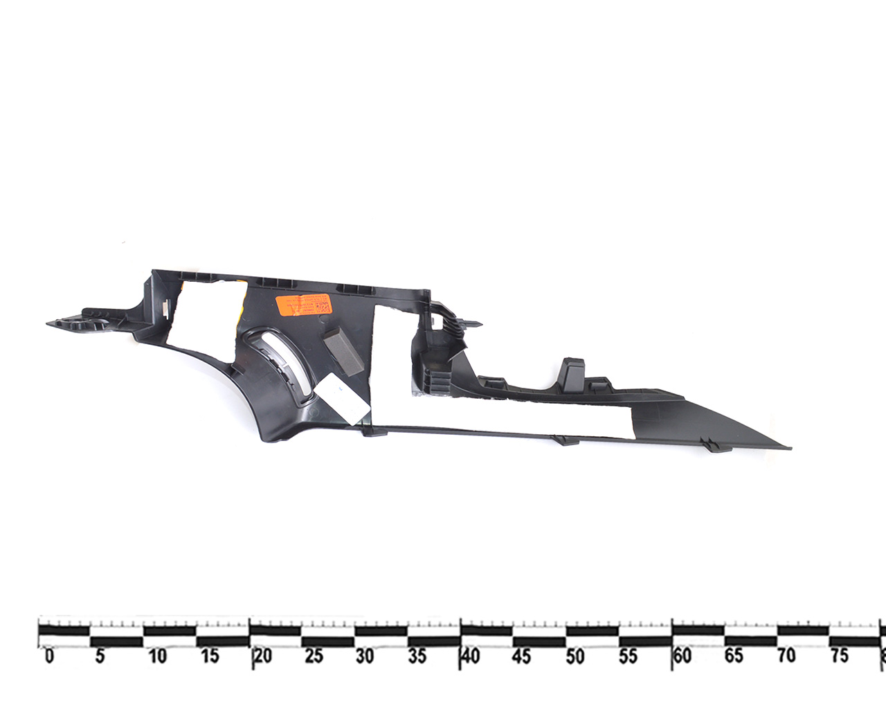 Накладка задней стойка нижняя (в багажник) левая TESLA MODEL 3