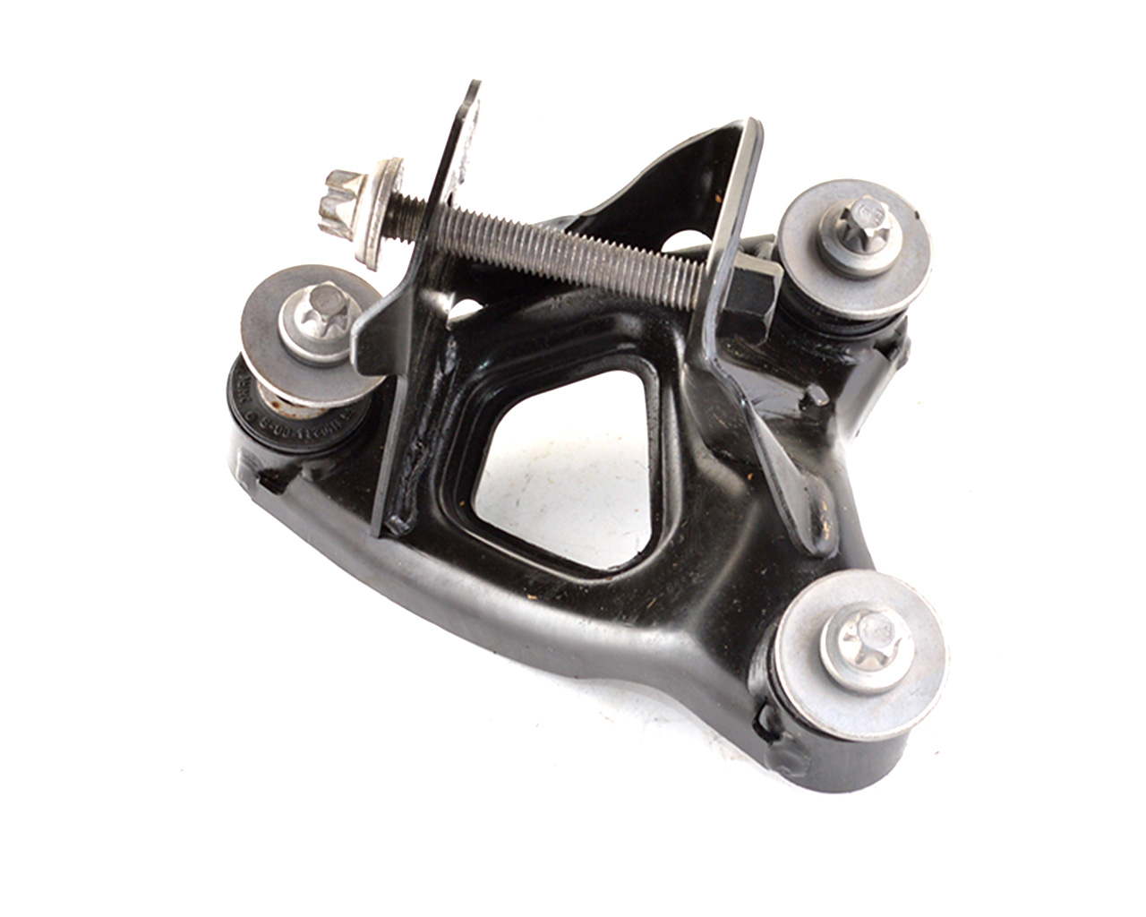 Кронштейн крепления перднего двигателя правый (металл)TESLA MODEL 3