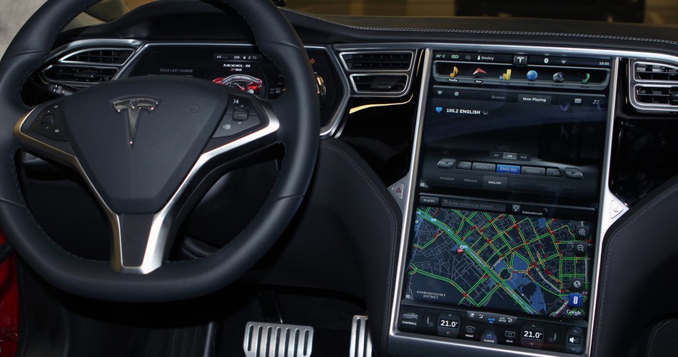 Бортовой компьютер электромобилей Tesla – управление, комфорт и взаимодействие с водителем на высшем уровне! 