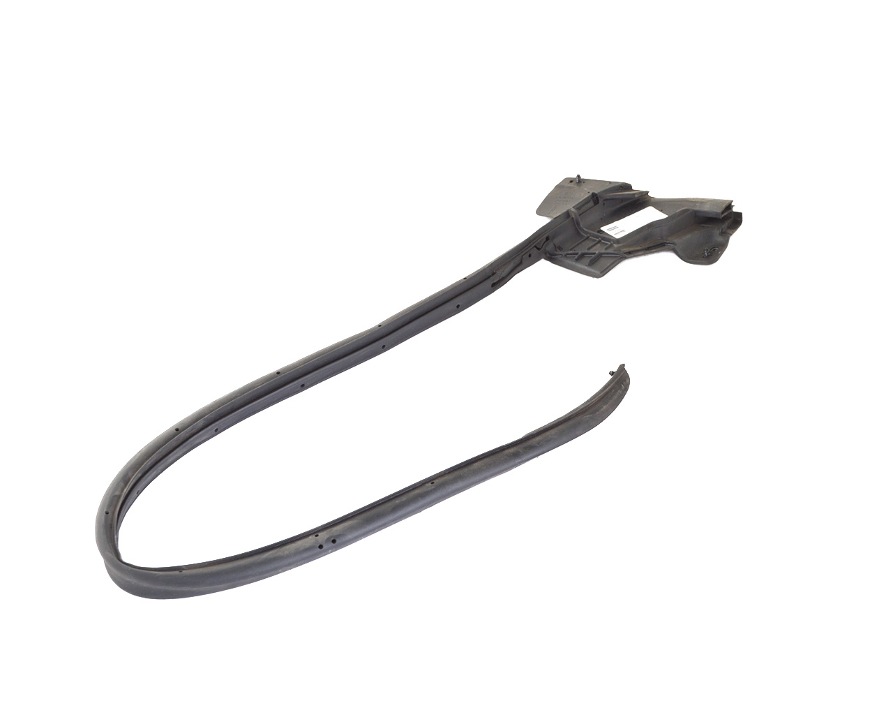 Уплотнитель двери задней левой, нижний TESLA MODEL S,SR