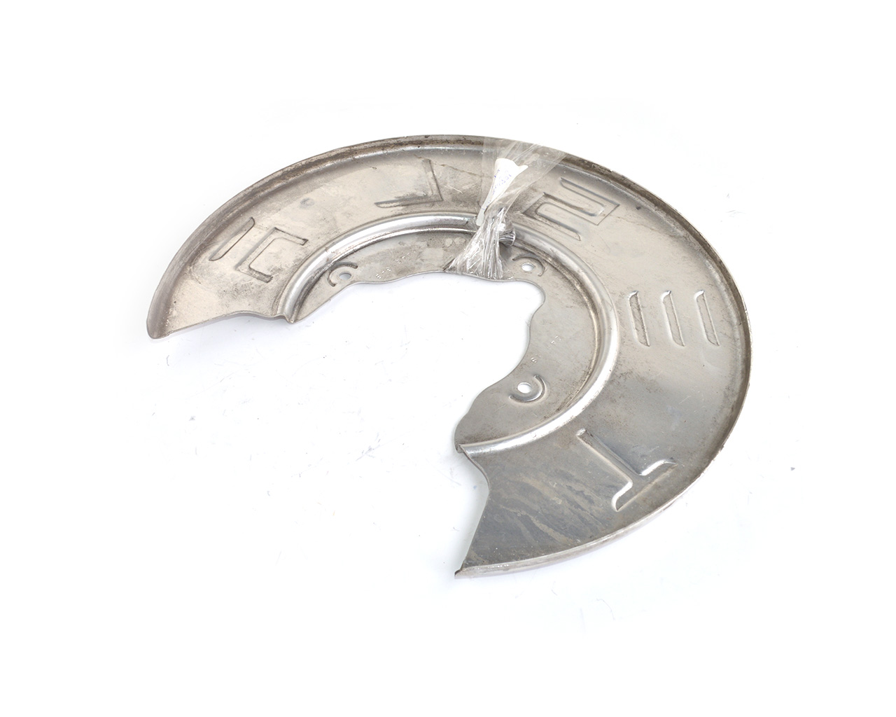 Грязезащитный щиток тормозного диска задний правый R18  TESLA MODEL 3