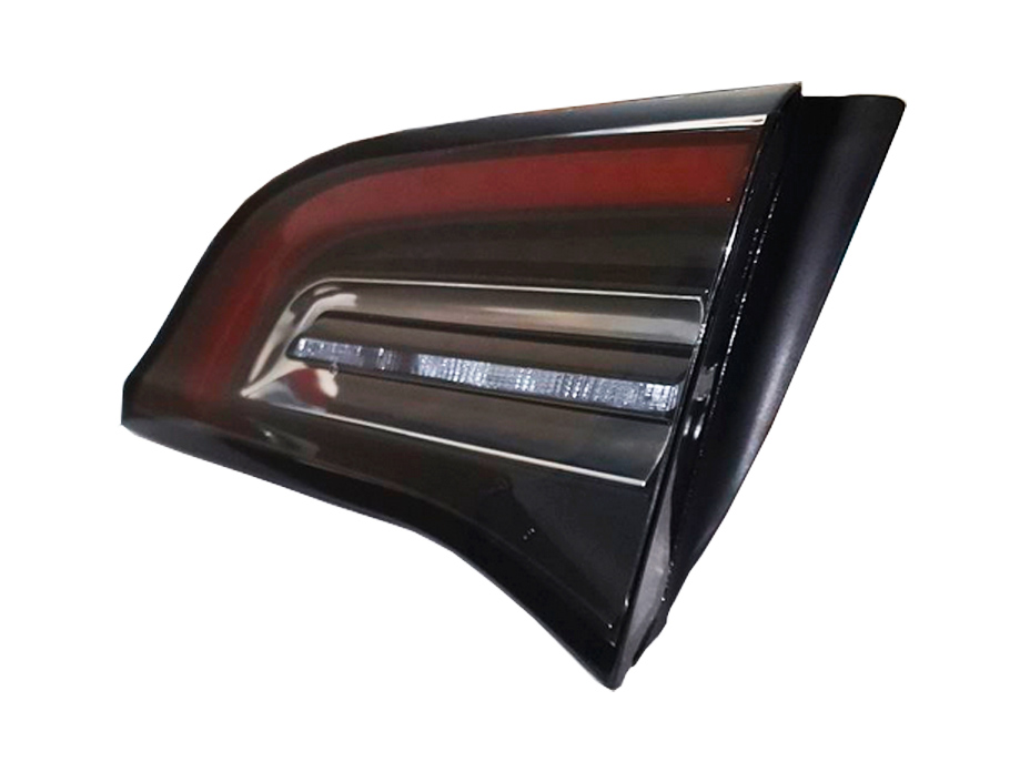 Фонарь задний правый внутренний в крышку багажника (АНАЛОГ) TESLA MODEL 3  1502089-00-B-ASR