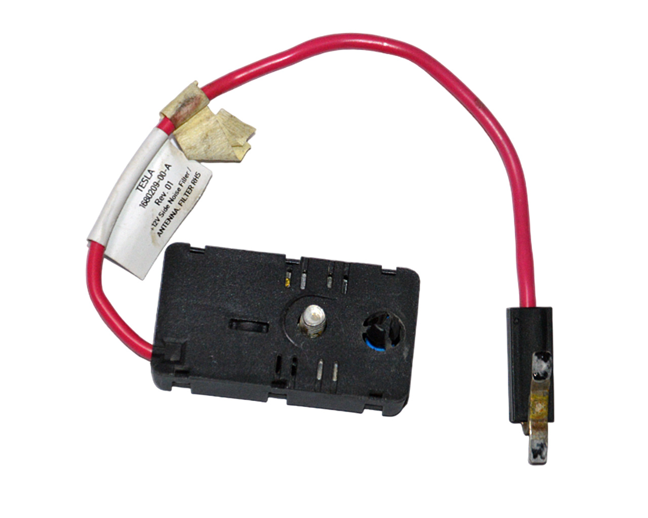 Антенна усилителя  правая TESLA MODEL Y 1680209-00-A