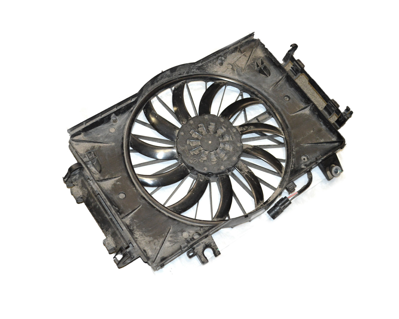 Блок вентилятора TESLA MODEL X 1031401-00-G