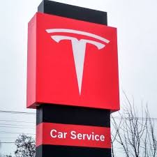 Что ломается в электромобилях Тесла: самые частые проблемы и сложные случаи
