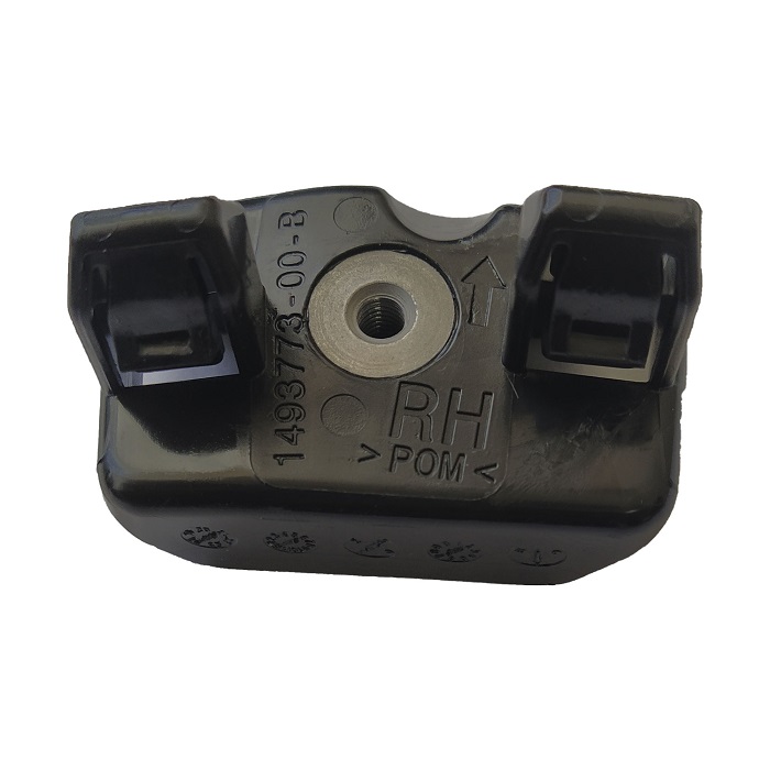 Кронштен бампера передний правый (МАЛЕНЬКИЙ ОРИГИНАЛ) MODEL Y 1493773-00-B