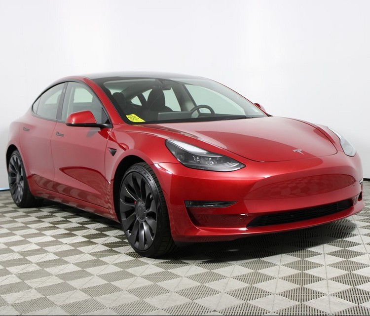 Tesla Model 3 Performance: максимальный заряд драйва!