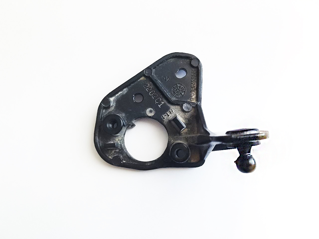 Кронштейн амортизатора капота правый TESLA MODEL 3 HIGHLAND 1988098-00-B