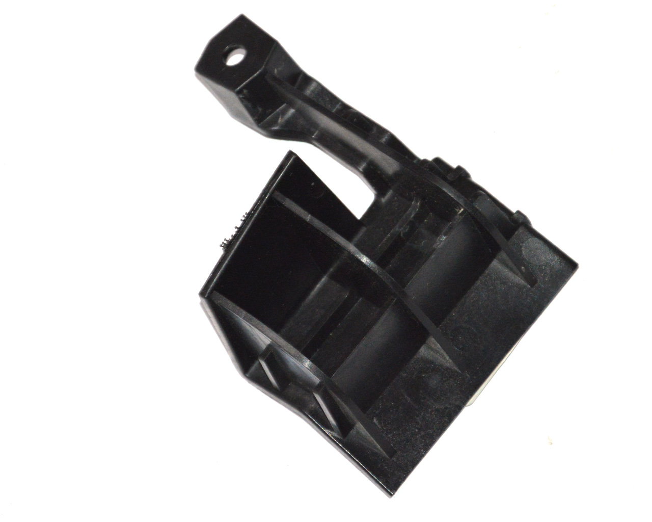 Кронштейн  порога левого наружного TESLA MODEL Y 1555376-00-B 1555376-00-C