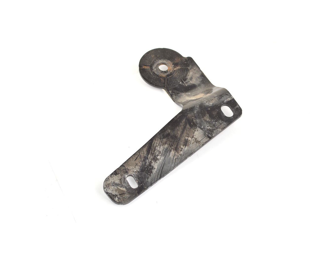 Кронштейн подрамника левый Nissan Leaf 2018