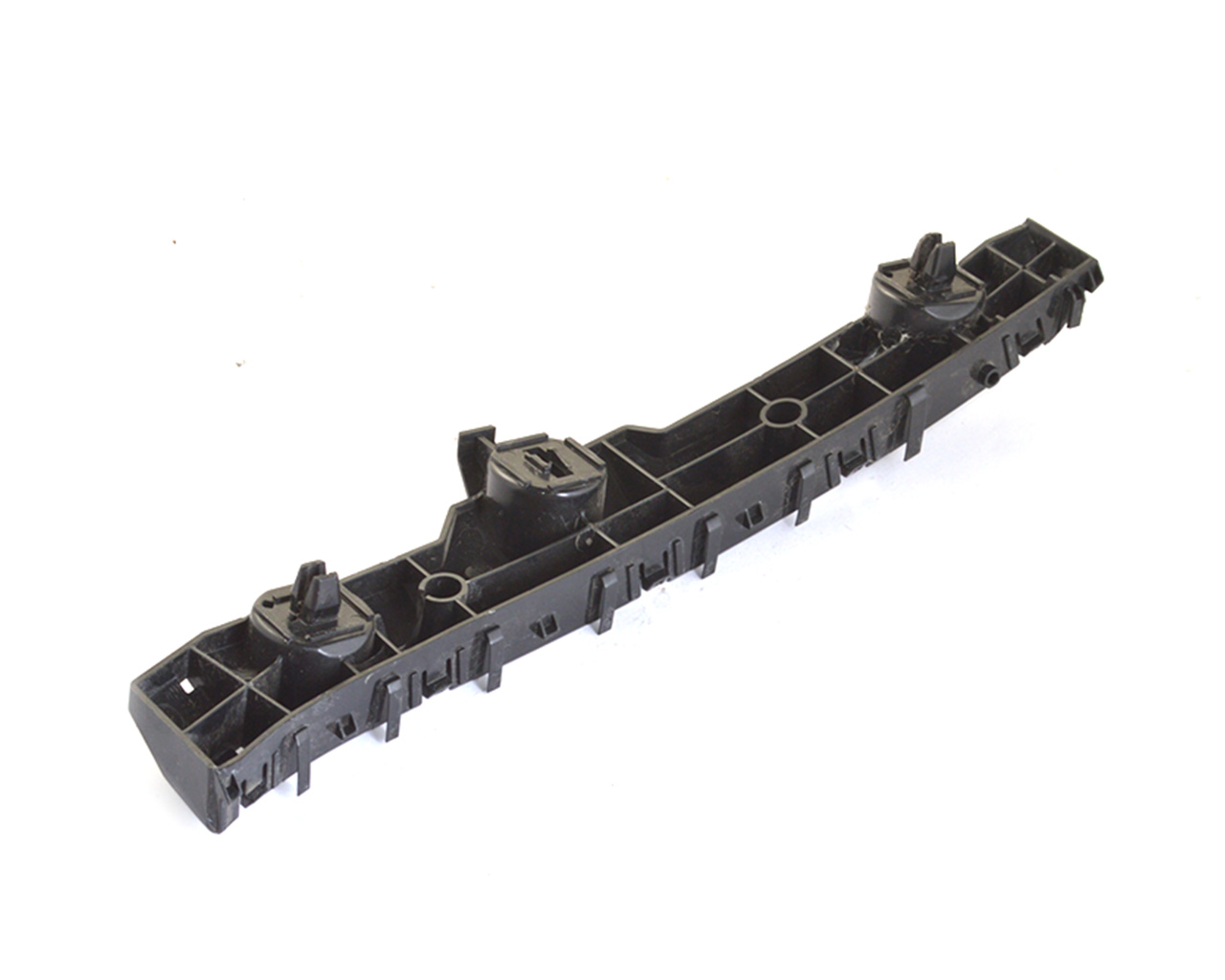 Кронштейн переднего бампера правый Nissan Leaf 2018