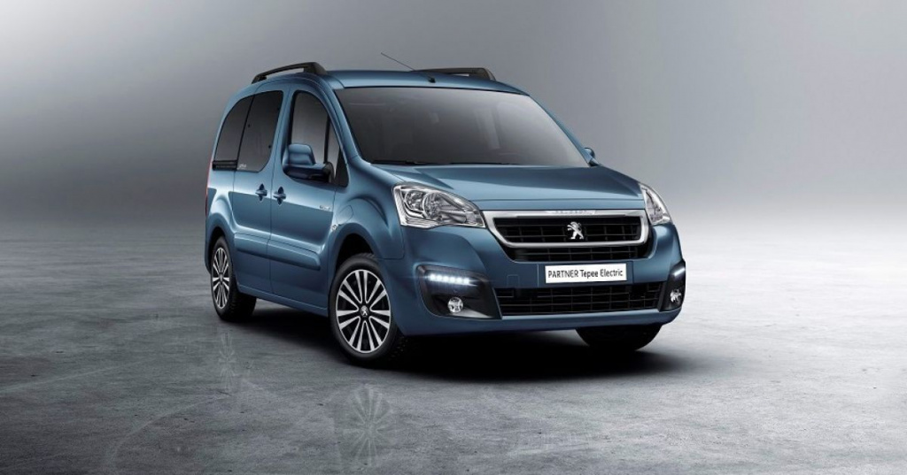 Peugeot_partner_tepee_electric.jpeg