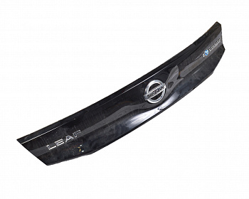 Накладка задней двери c эмблемой Nissan Leaf 2018