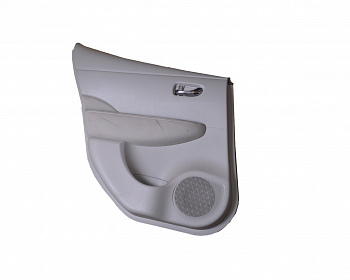 Обшивка двери (карточка) задняя левая (бежевая) NISSAN LEAF 2011-2013 82901-3NA0A / 82923-3NA0A