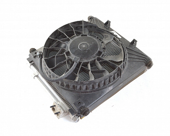 Радиатор и вентилятор кондиционера правый в сборе TESLA MODEL S,SR