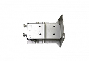 Кронштейн усилителя переднего бампера правый Nissan Leaf 2018