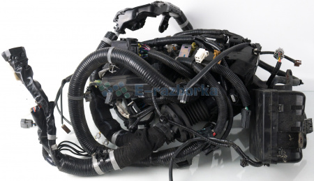 Жгут проводов подкапотных NISSAN LEAF 24012-3NF4C