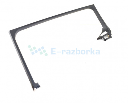 Накладка окна двери зад. прав Nissan Leaf 2018