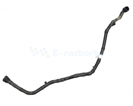 Патрубок трубопровода охлаждения переднего мотора (2023) MODEL Y 1628803-00-B