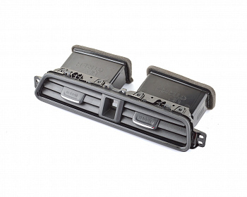 Воздуховод центральный прав NISSAN LEAF 2018