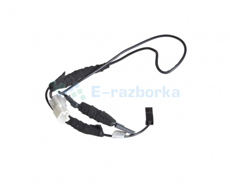 Антенна радио задняя правая TESLA MODEL 3 1102749-00-B