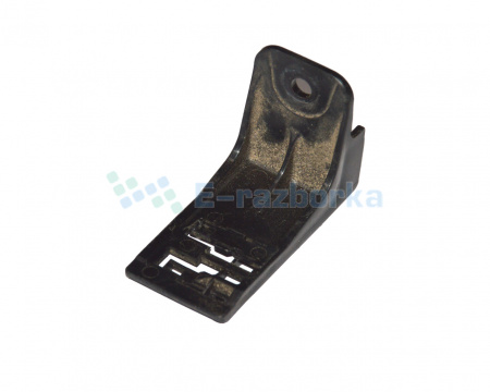 Кронштейн электропроводки левой шахты Tesla Model X 1047662-00-C