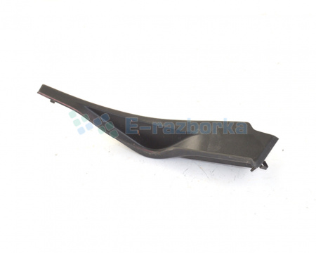 Накладка между крылом и лобовым стеклом левая NISSAN LEAF 2018