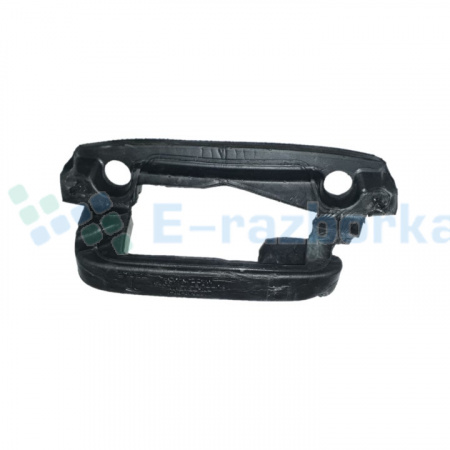 Уплотнитель обшивки кронштейна замка капота TESLA MODEL 3