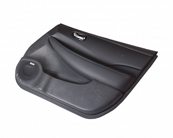 Обшивка двери (карточка) передняя правая (ткань) NISSAN LEAF 2013-2018