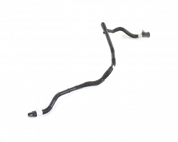 Патрубок трубопровода батарей от помпы TESLA MODEL 3