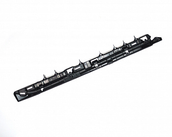 Кронштейн внутреней накладки порога TESLA MODEL Y 1521705-02-D