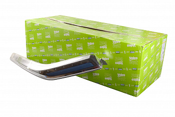 Фонарь задний правый Nissan Leaf