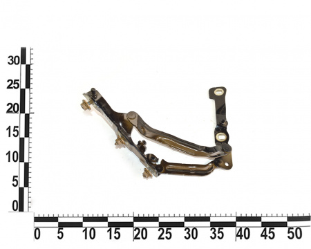 Петля крышки багажника левая TESLA MODEL 3
