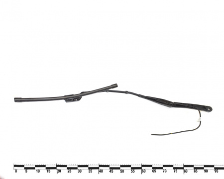 Стеклоочиститель правый TESLA MODEL 3