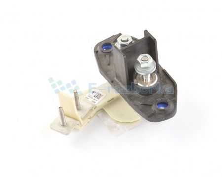 Контакт высоковольтной батареи TESLA MODEL 3