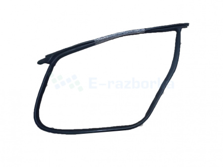 Уплотнитель  проема двери передний левый TESLA MODEL 3 HIGHLAND 1910983-00-F 1910983-96-D