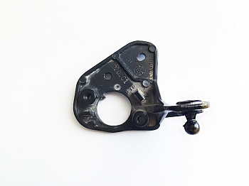 Кронштейн амортизатора капота правый TESLA MODEL 3 HIGHLAND 1988098-00-B