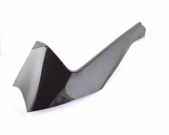 Накладка спойлера левая NISSAN LEAF 2018